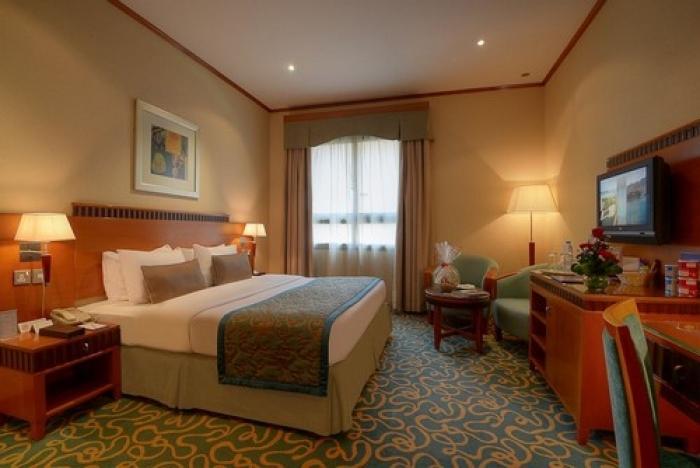 Golden Tulip Al Barsha