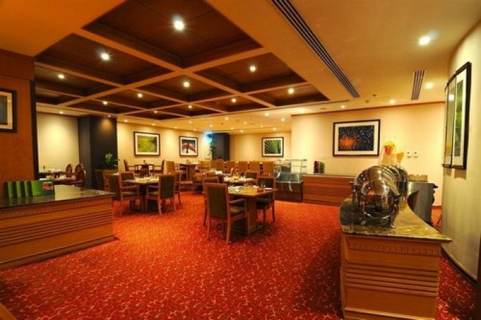 Golden Tulip Al Barsha