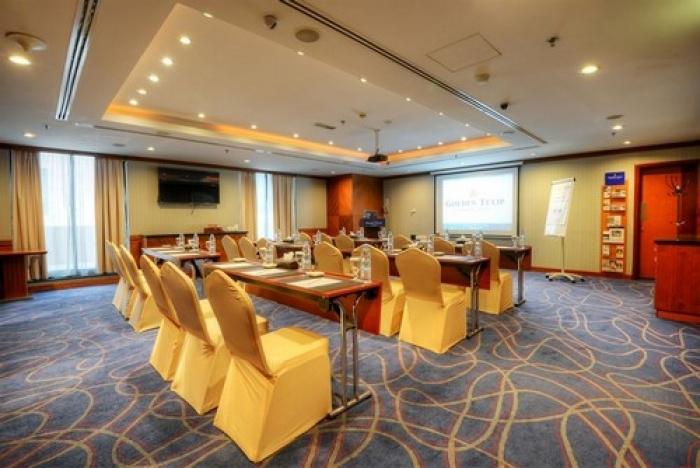 Golden Tulip Al Barsha