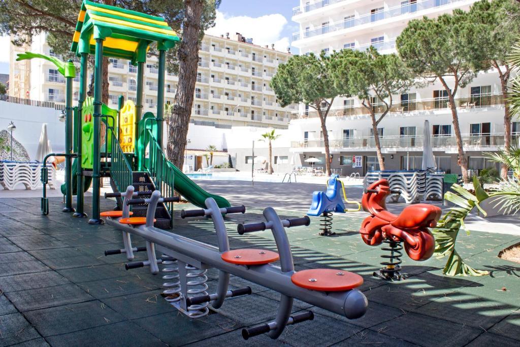 Best Oasis Park - Salou