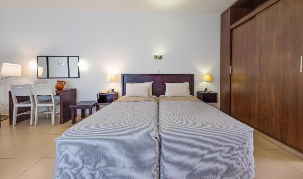 Marismare Apartments