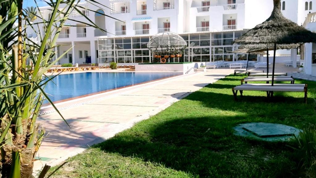 Best Beach Hotel (ex. Tergui Club)