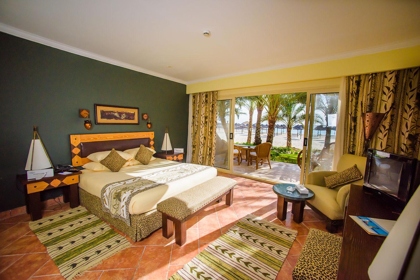 Carols Beau Rivage