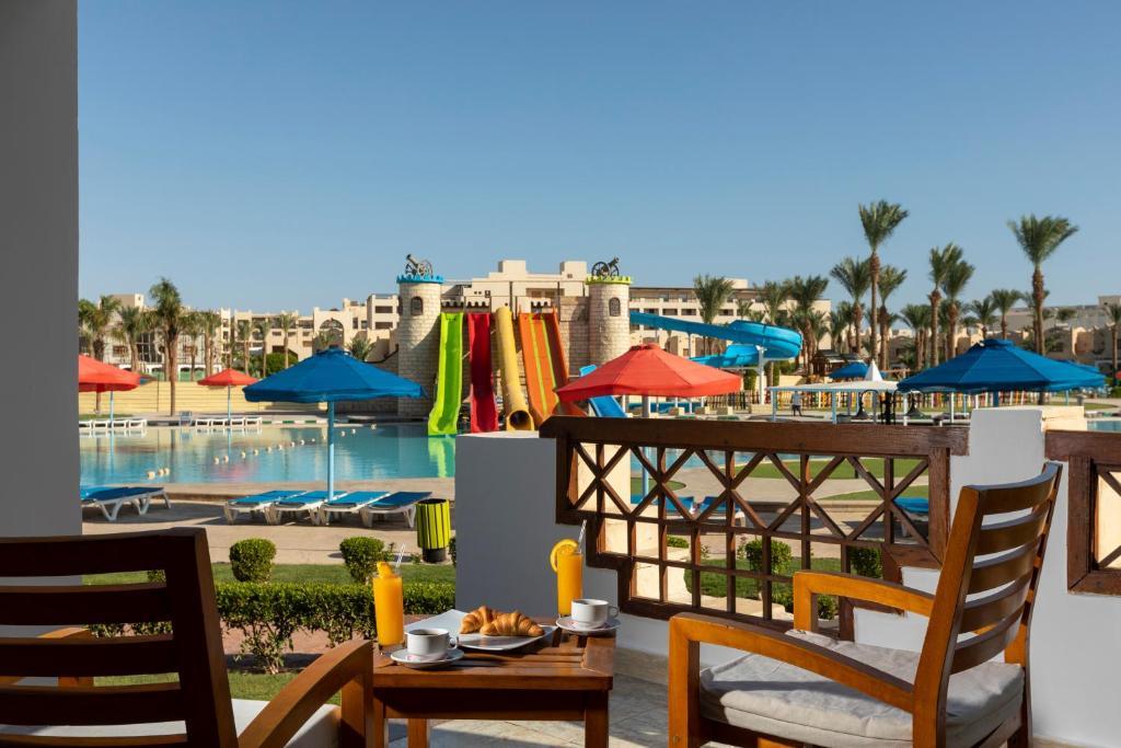 Royal Lagoons Resort