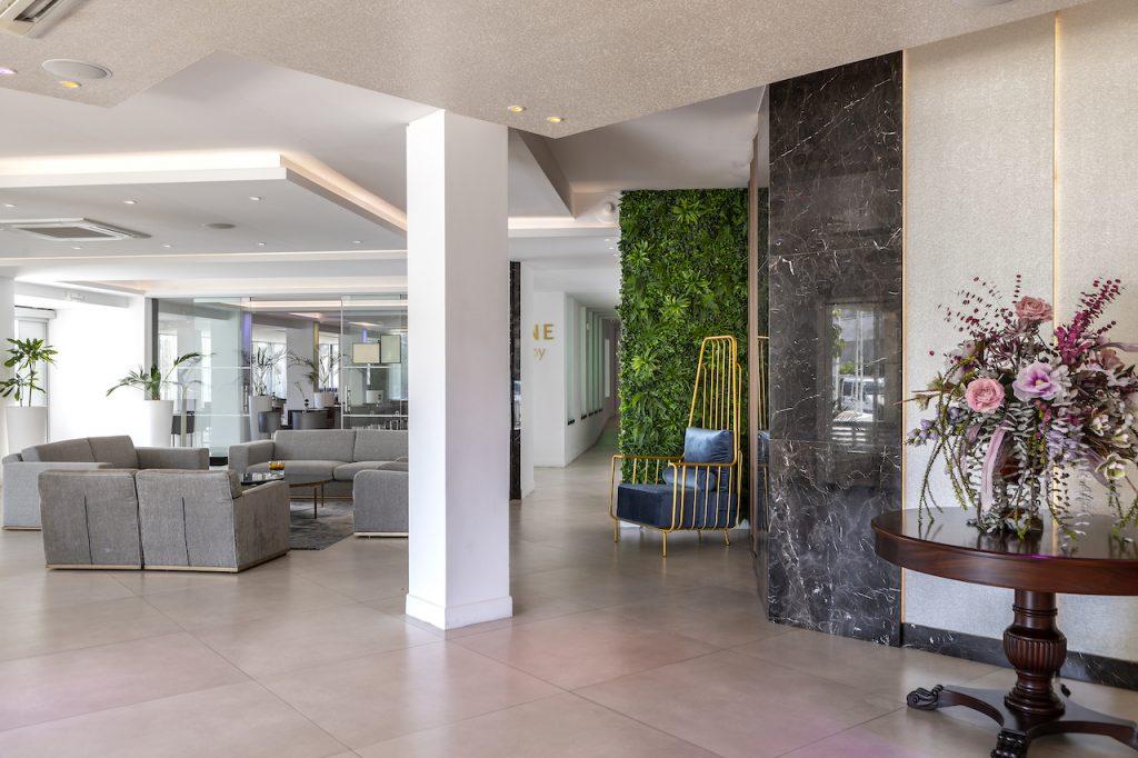 Christofinia Nissi Beach Hotel