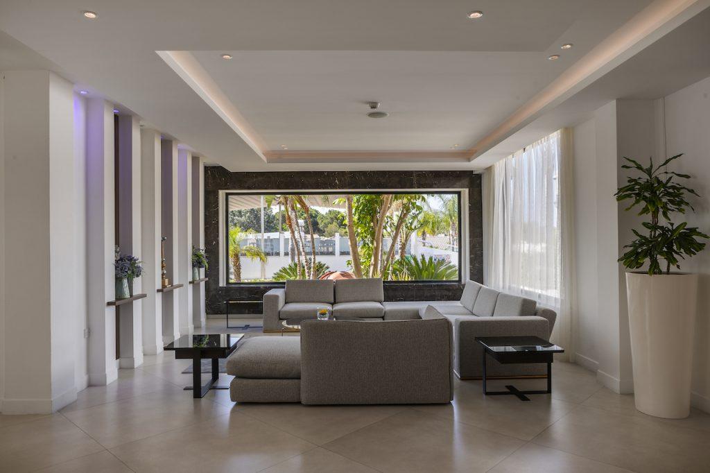 Christofinia Nissi Beach Hotel