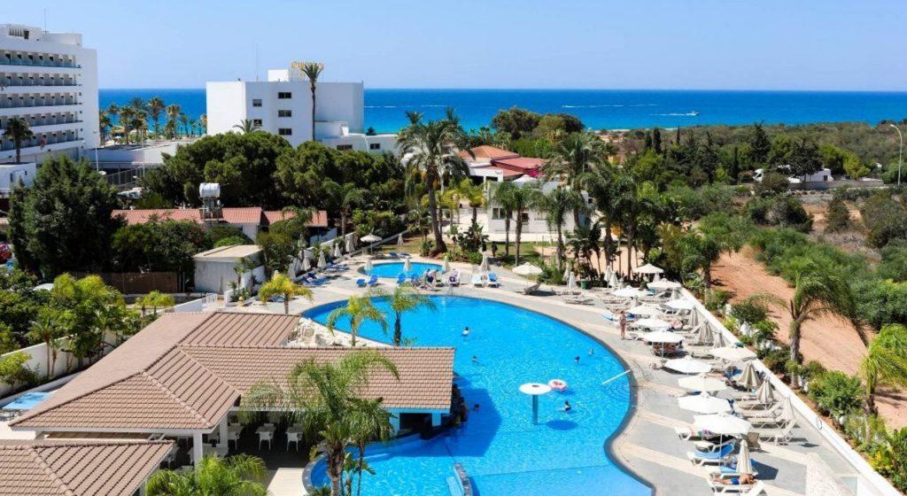 Christofinia Nissi Beach Hotel