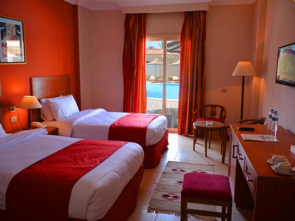 Riviera Aqua Park Resort by Sunrise
