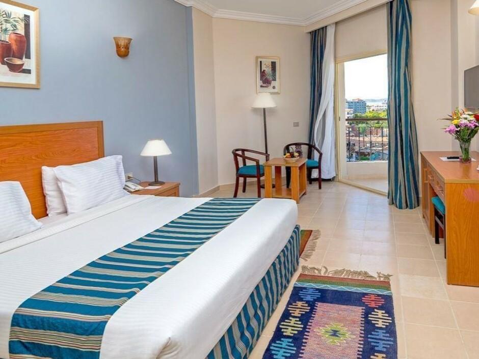 Riviera Aqua Park Resort by Sunrise
