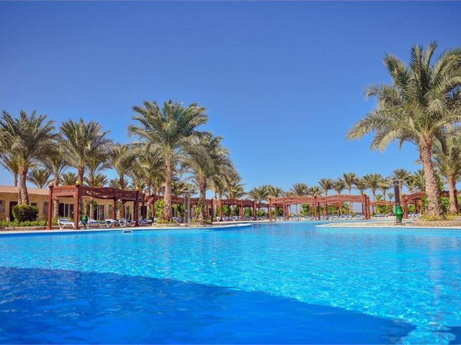 Riviera Aqua Park Resort by Sunrise
