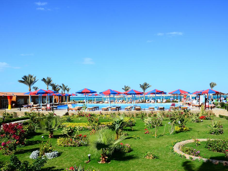 Riviera Aqua Park Resort by Sunrise