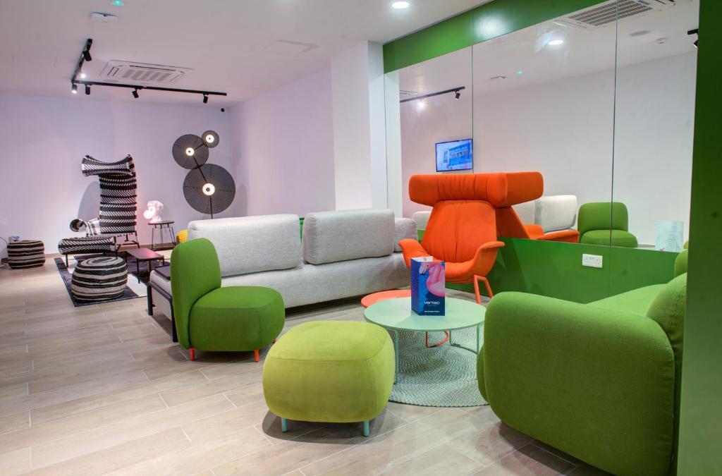 IKYK Hotel