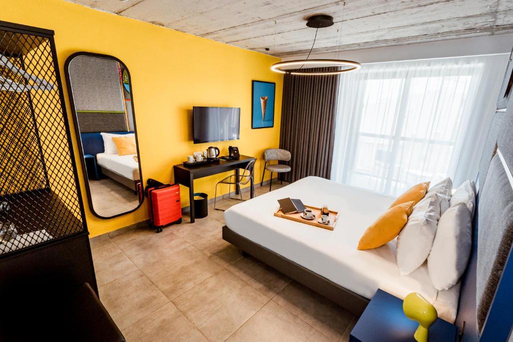 IKYK Hotel