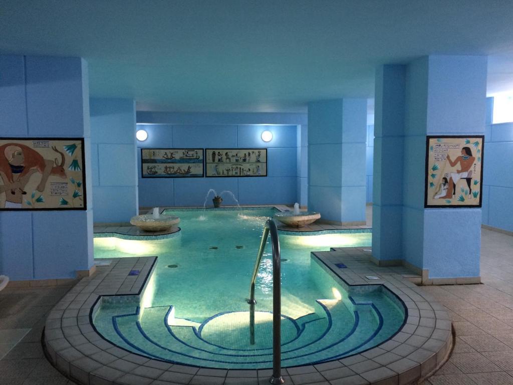 Topaz Hotel