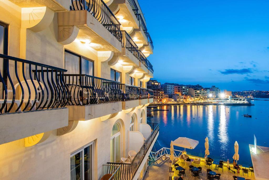 Gillieru Hotel