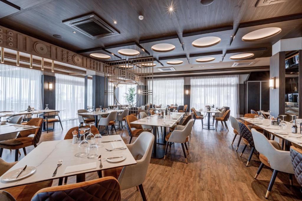 Gillieru Hotel