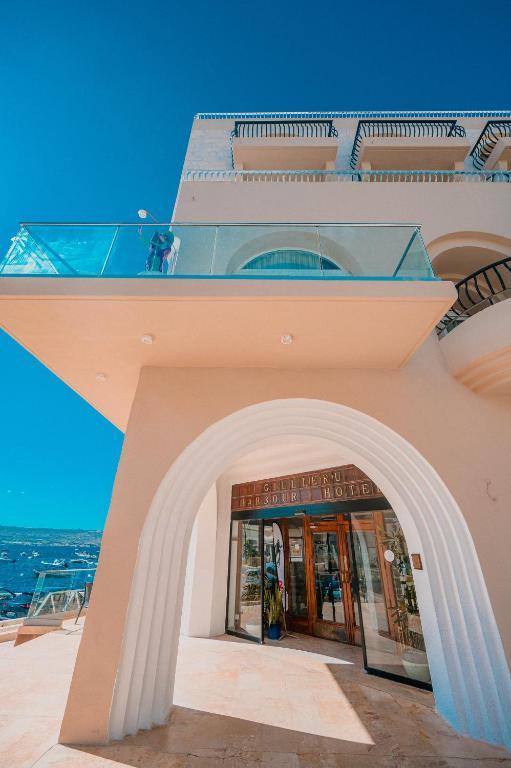 Gillieru Hotel