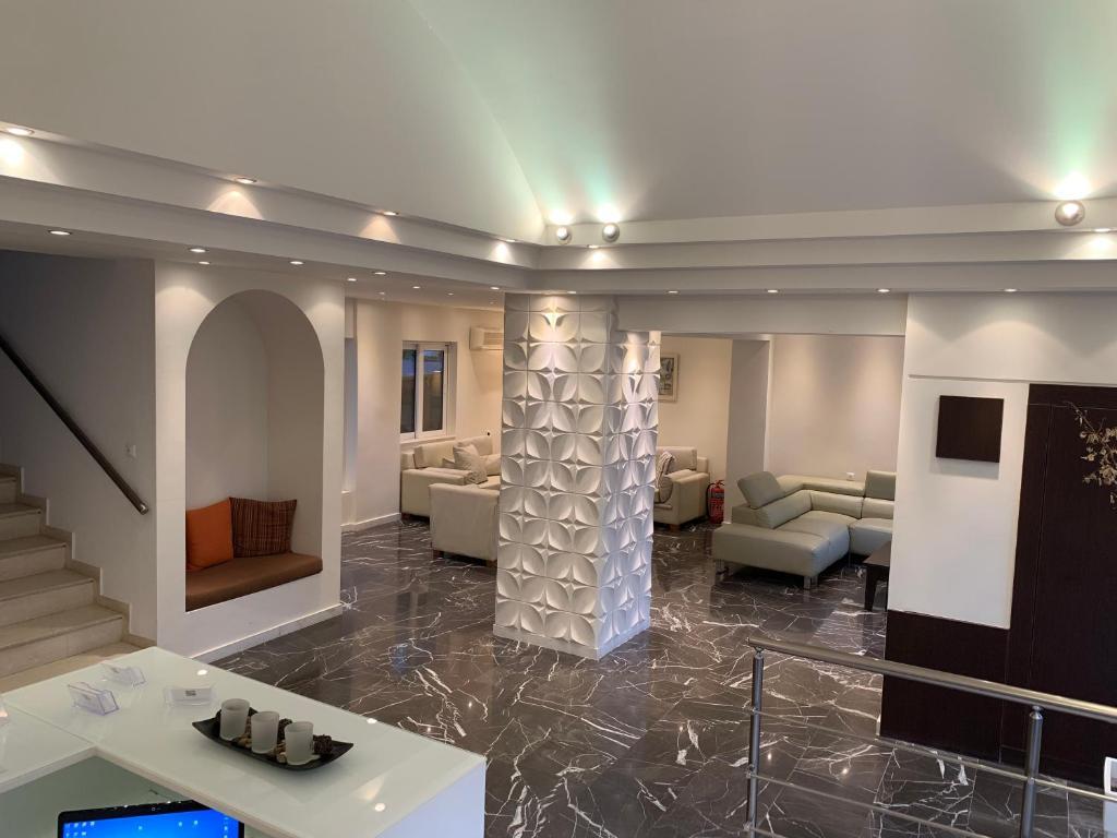 Nancy Hotel (naša procena 3*)