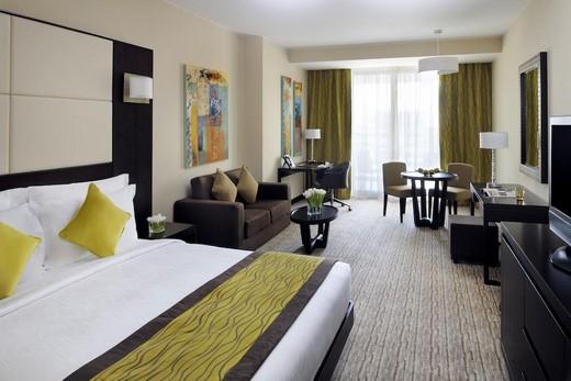 Movenpick Jumeirah Lake Towers