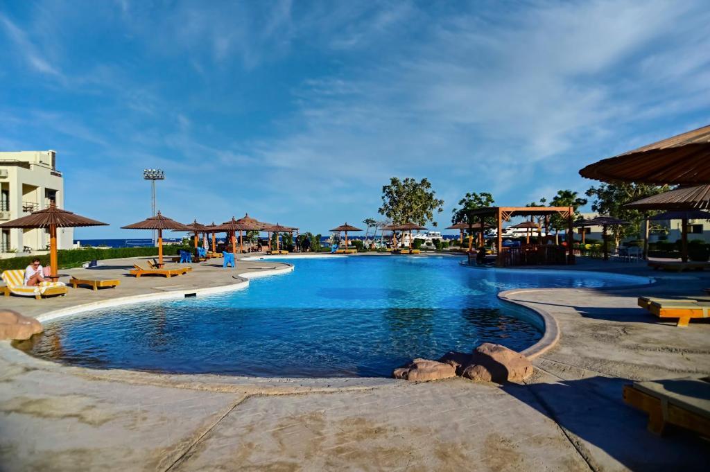 New Eagles Aqua Park Resort