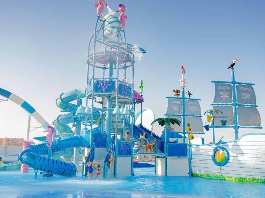 Movenpick Resort Soma Bay