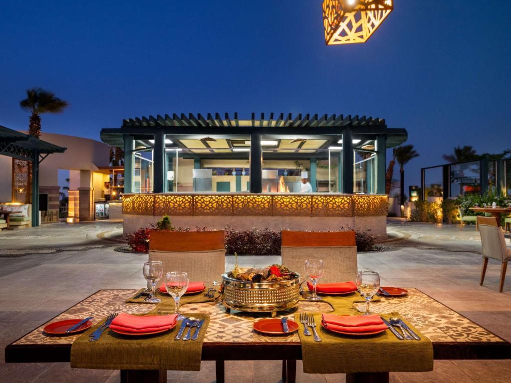 Movenpick Resort Soma Bay