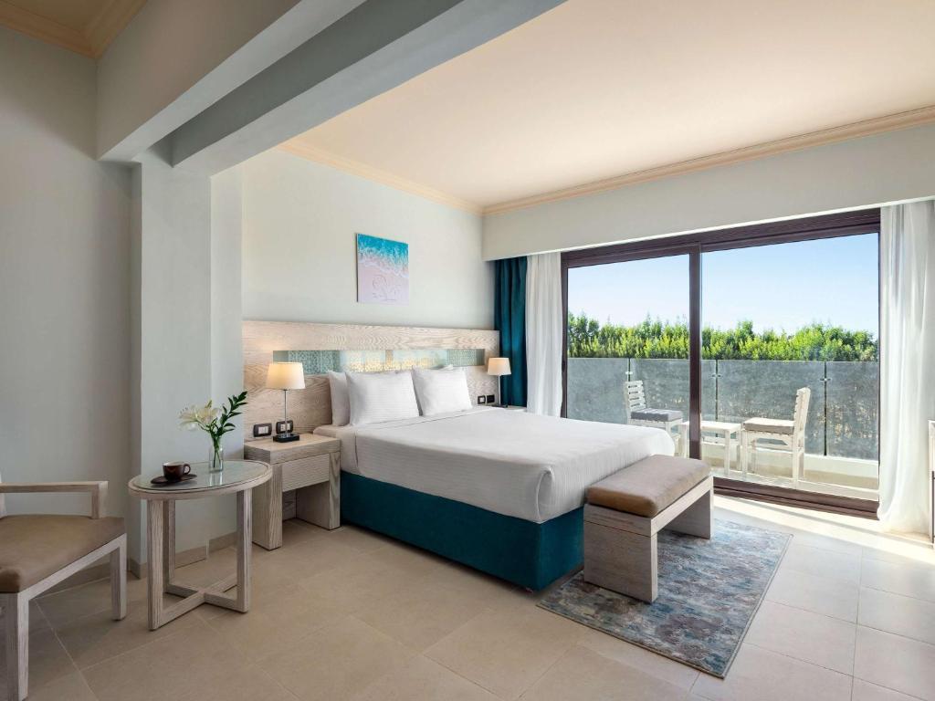 Movenpick Resort Soma Bay