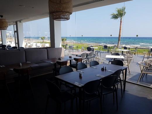 Pierre Anne Beach Hotel