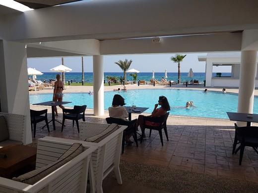 Pierre Anne Beach Hotel