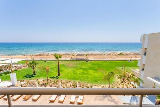 Pierre Anne Beach Hotel