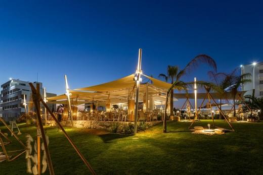 Pierre Anne Beach Hotel