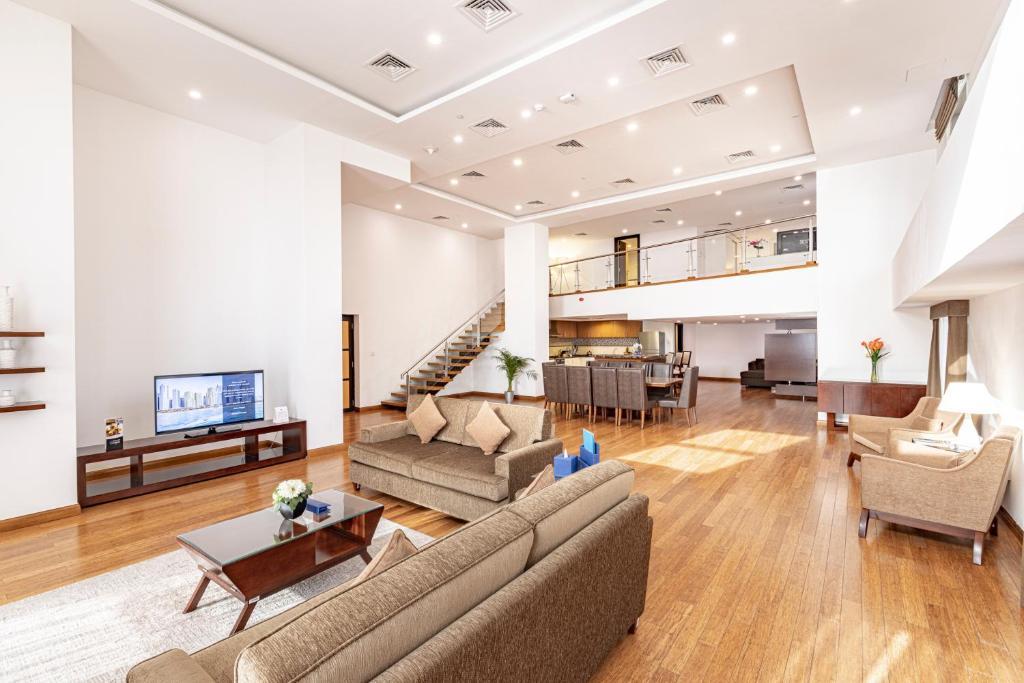 Roda Amwaj Suites