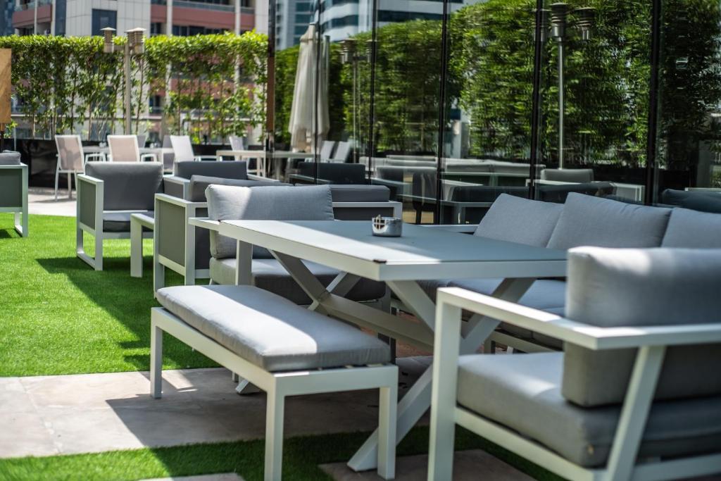 Signature Hotel Tecom