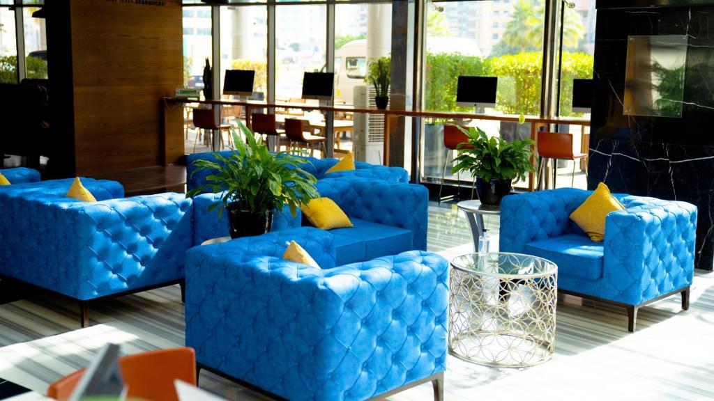 Signature Hotel Tecom