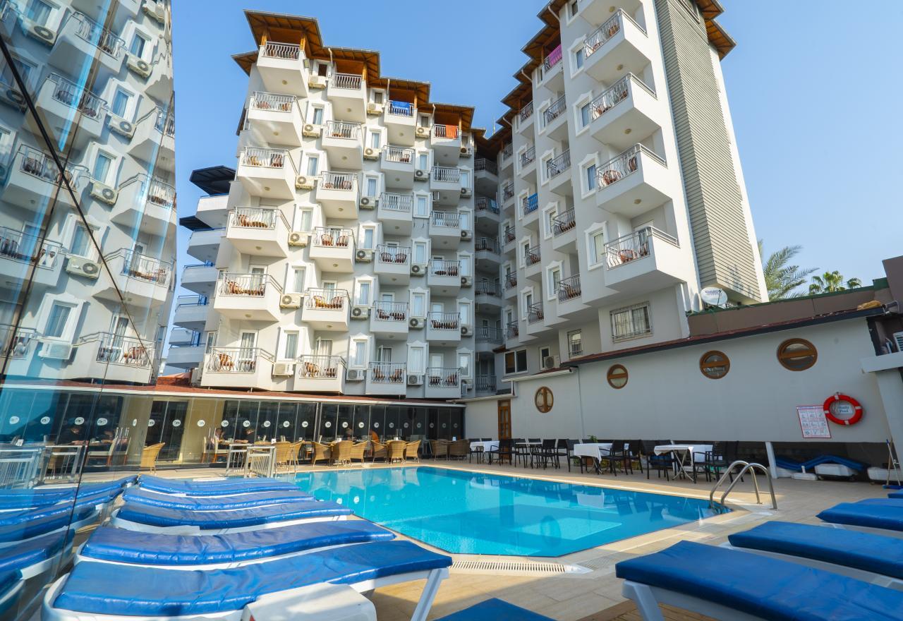 AZAK BEACH HOTEL