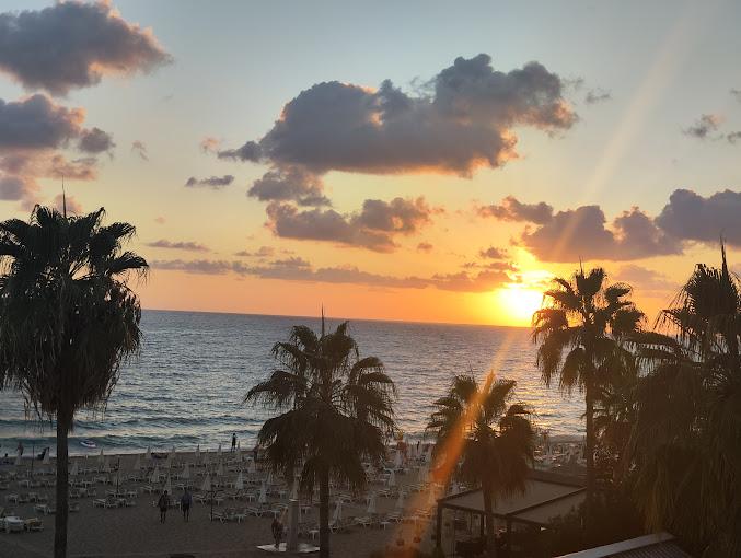 AZAK BEACH HOTEL