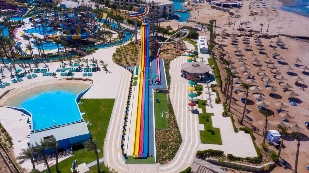 BLEND CLUB AQUA RESORT