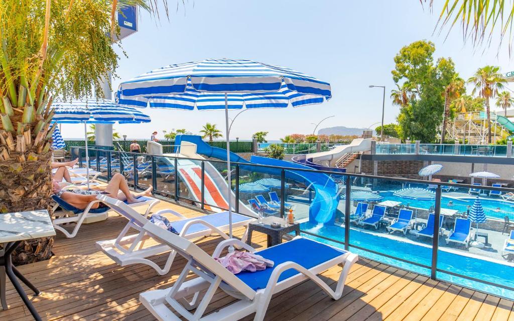 RELAX BEACH HOTEL