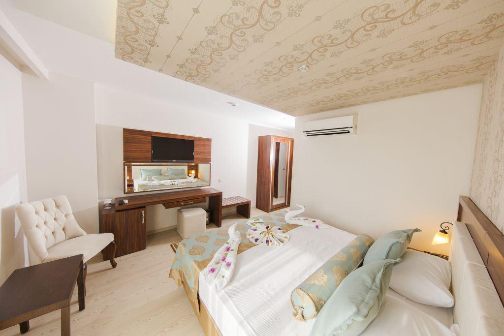 MAYA WORLD PARK BELEK