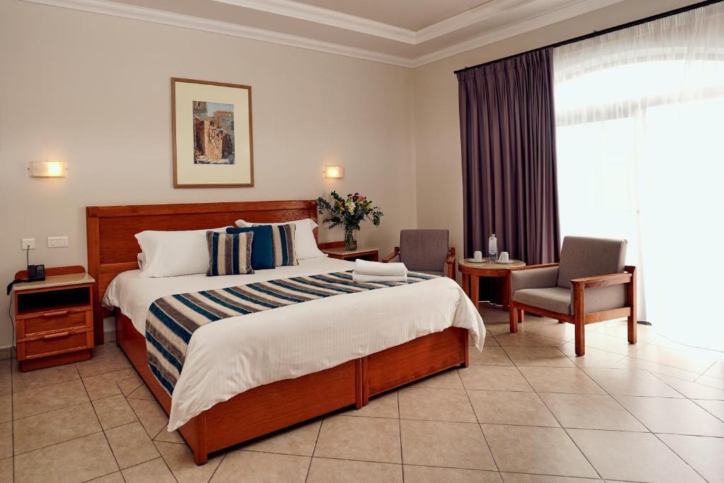 Paradise Bay Resort