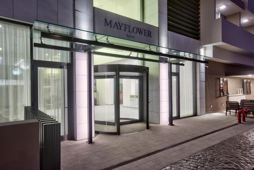 Mayflower Hotel
