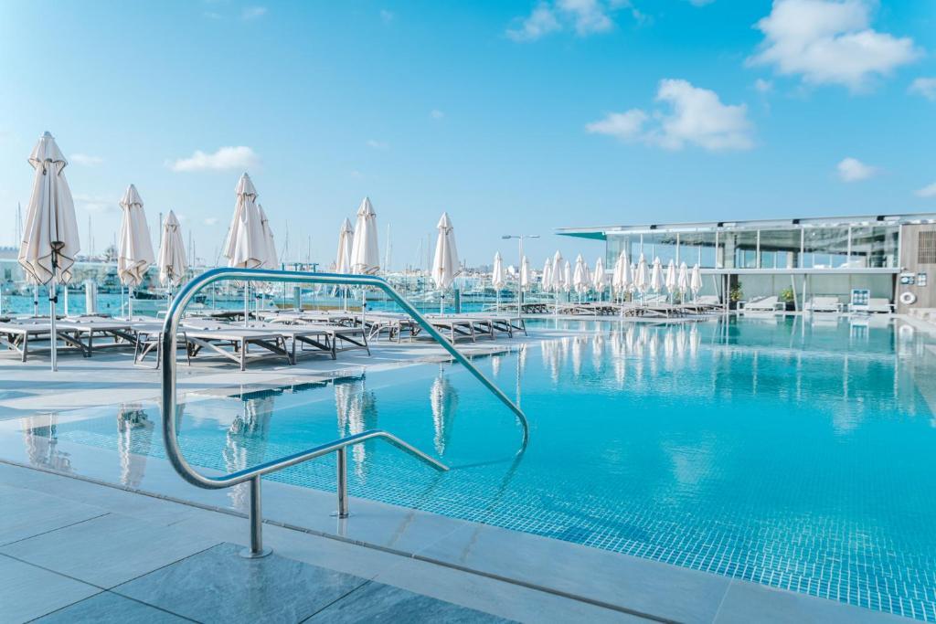 Bayview Hotel by ST Hotels
