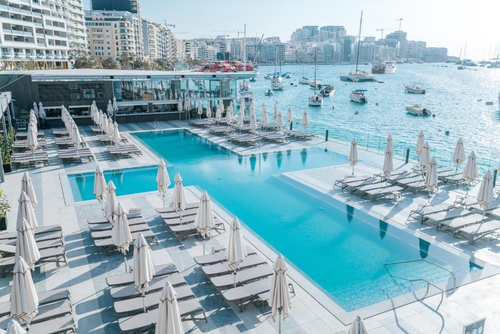 Bayview Hotel by ST Hotels
