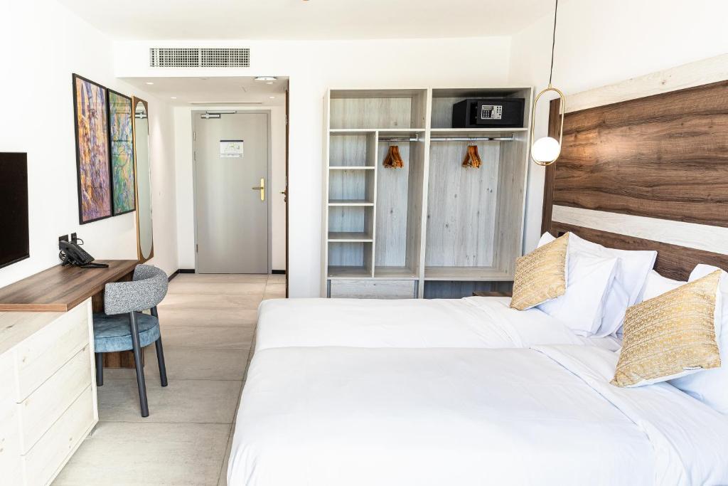 Ca Sand Dune Hotel