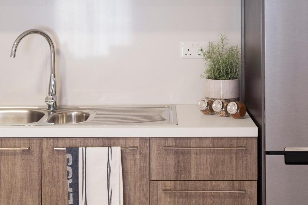 BluBay Apartments By ST Hotels