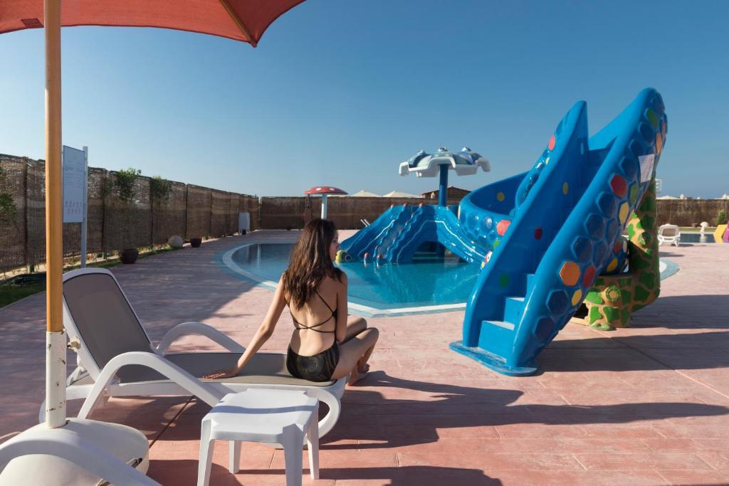 Aura Resort