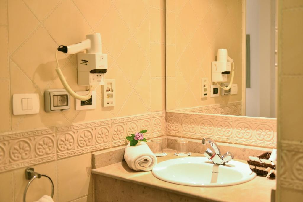 Aura Resort