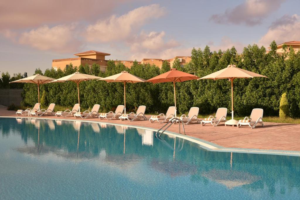 Aura Resort