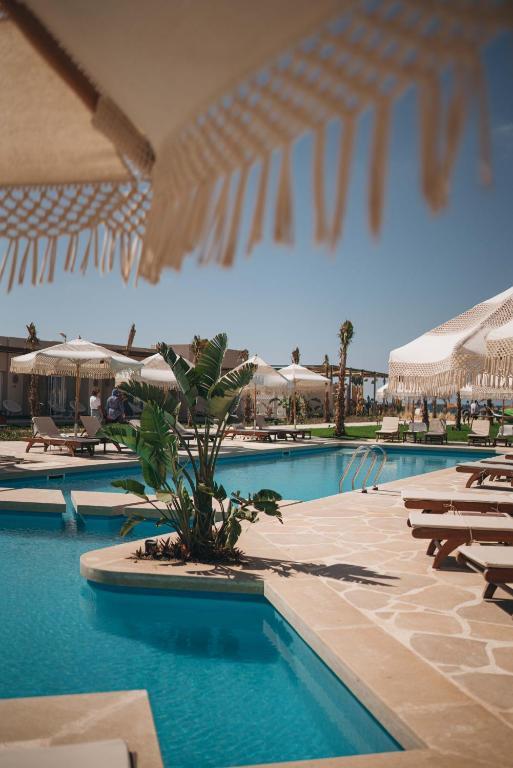 Kynd Resort 01