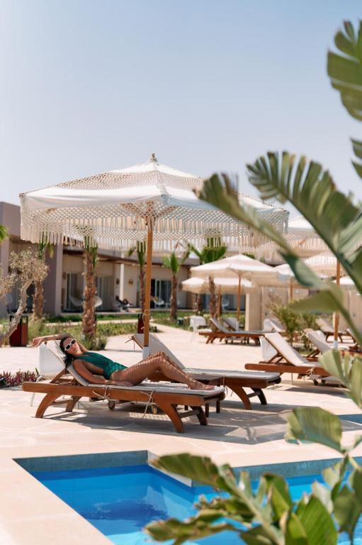 Kynd Resort 01